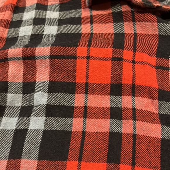 TNA soft plaid long sleeve button down oversized top - Picture 6 of 10